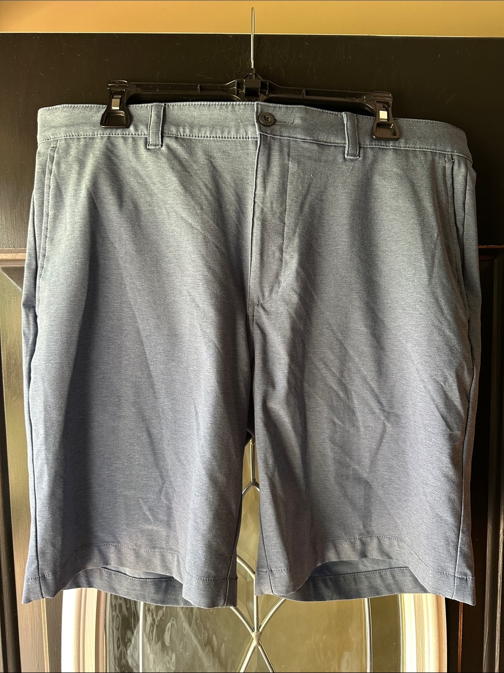 Size 34 Ben Hogan Men's Blue Casual Flat Front Shorts with side and back pockets